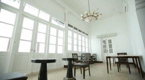 Alimar Hotel Malang Ngoại thất bức ảnh